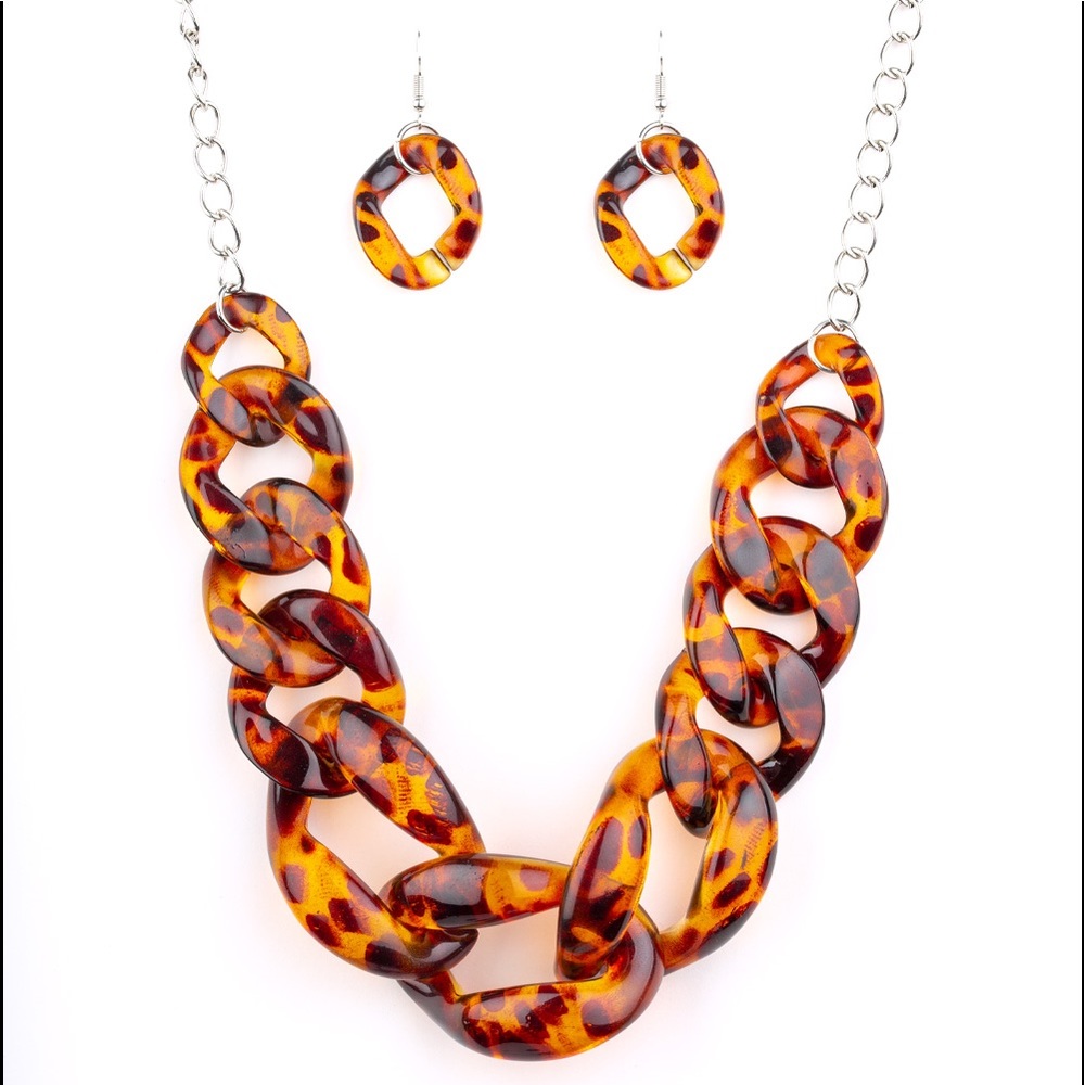 Necklace with earrings